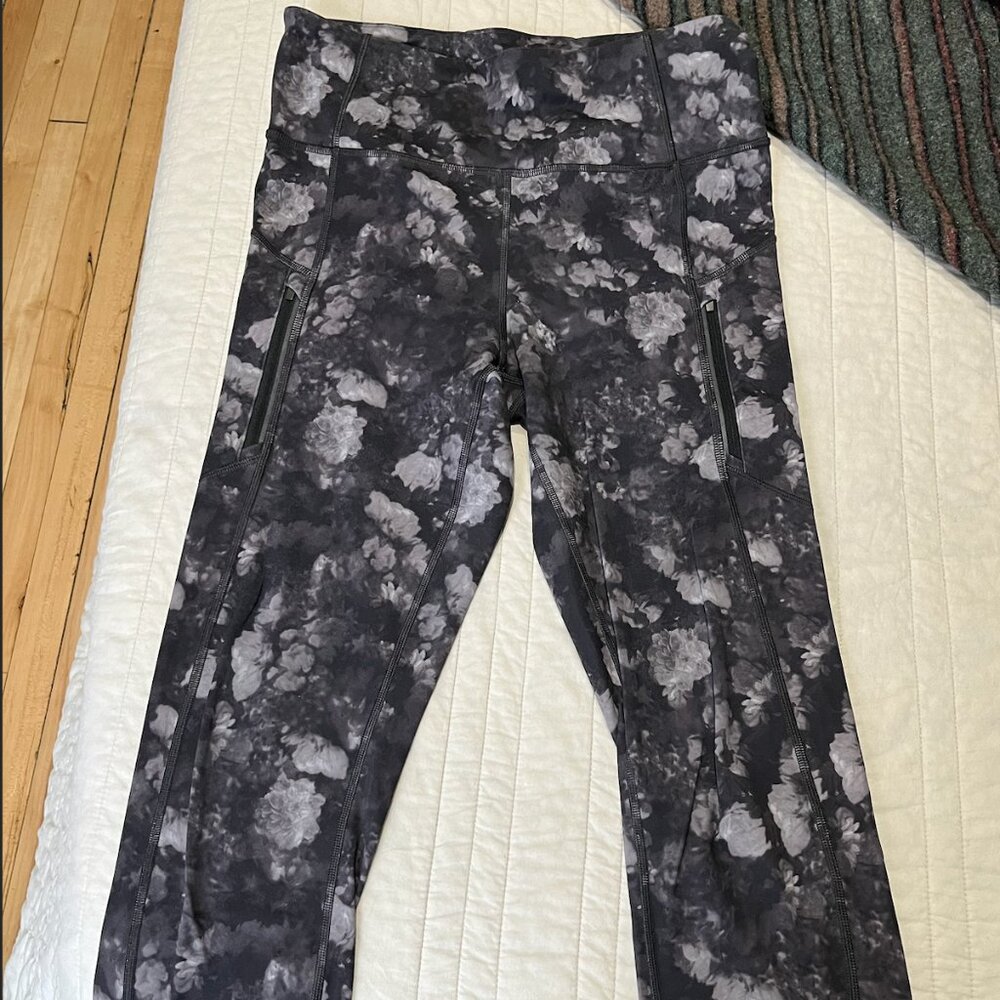 Athleta Rainer Tight - medium tall - Picture 4 of 6